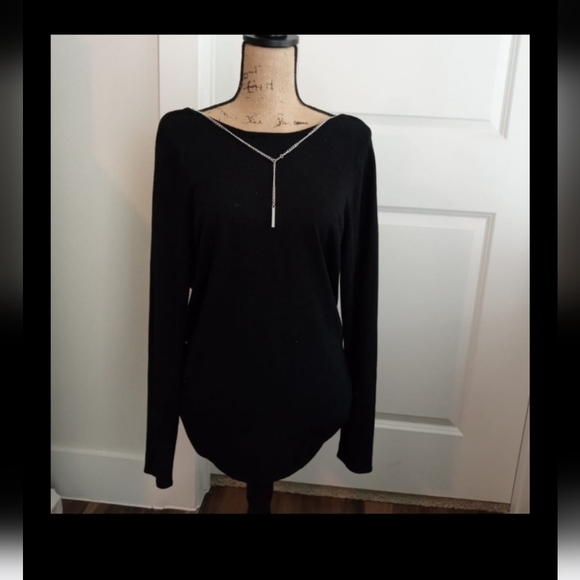 NWOT! MICHAEL KORS BLACK SPARKLE TOP WITH ACCESSORY - Picture 2 of 10